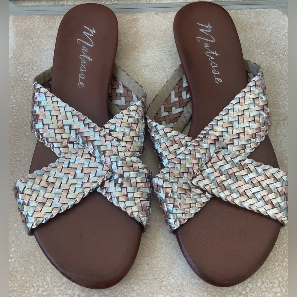 Matisse Footwear Bessie Leather Metallic Braided Wedge Sandal Women's; size 10